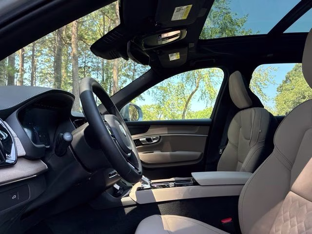 2026 Vapour Grey Volvo XC90 B6 Plus 7-Seater AWD SUV