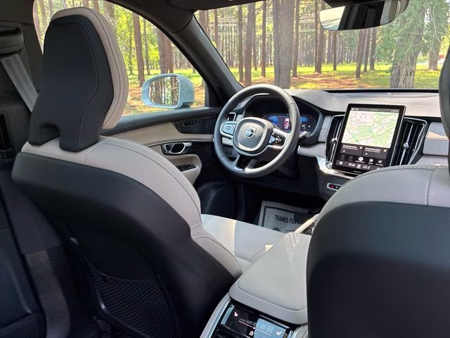 2026 Vapour Grey Volvo XC90 B6 Plus 7-Seater AWD SUV