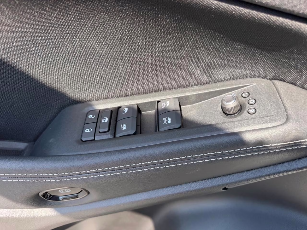 2026 Bright White Clearcoat Jeep Cherokee Laredo 4X4 SUV