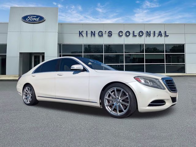 2015 designo Diamond White Mercedes-Benz S-Class S 550 4.7 V8 w/Leather, Panoramic Moonro RWD Sedan