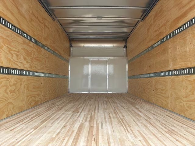 2026 Oxford White Ford E-450SD Base RWD Cutaway