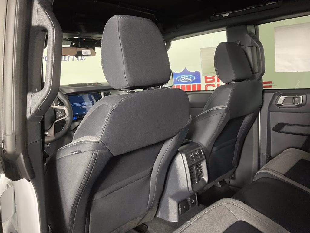 2026 Oxford White Ford Bronco Big Bend 4X4 SUV