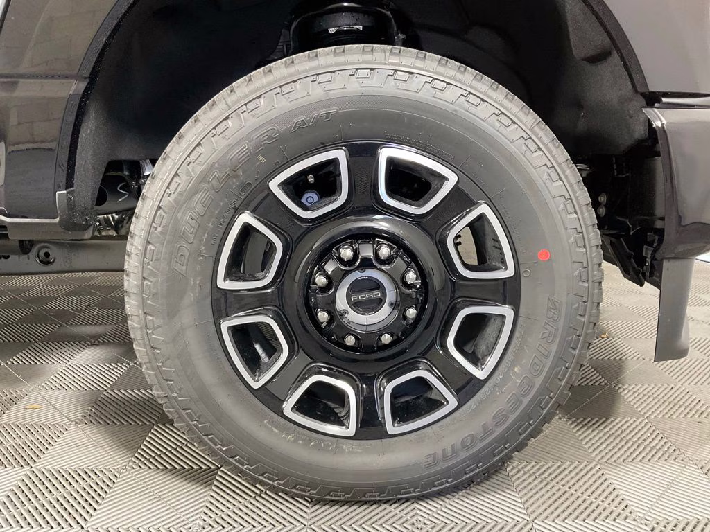 2026 Black Ford Super Duty F-250 SRW Platinum 4X4 Truck