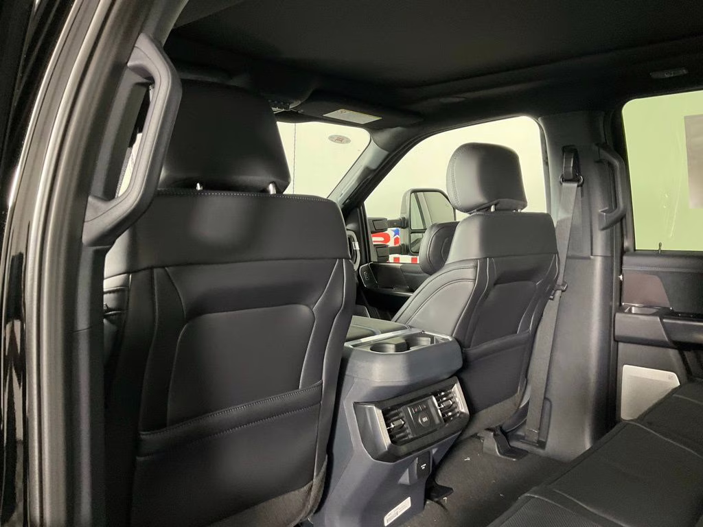 2026 Black Ford Super Duty F-250 SRW Platinum 4X4 Truck