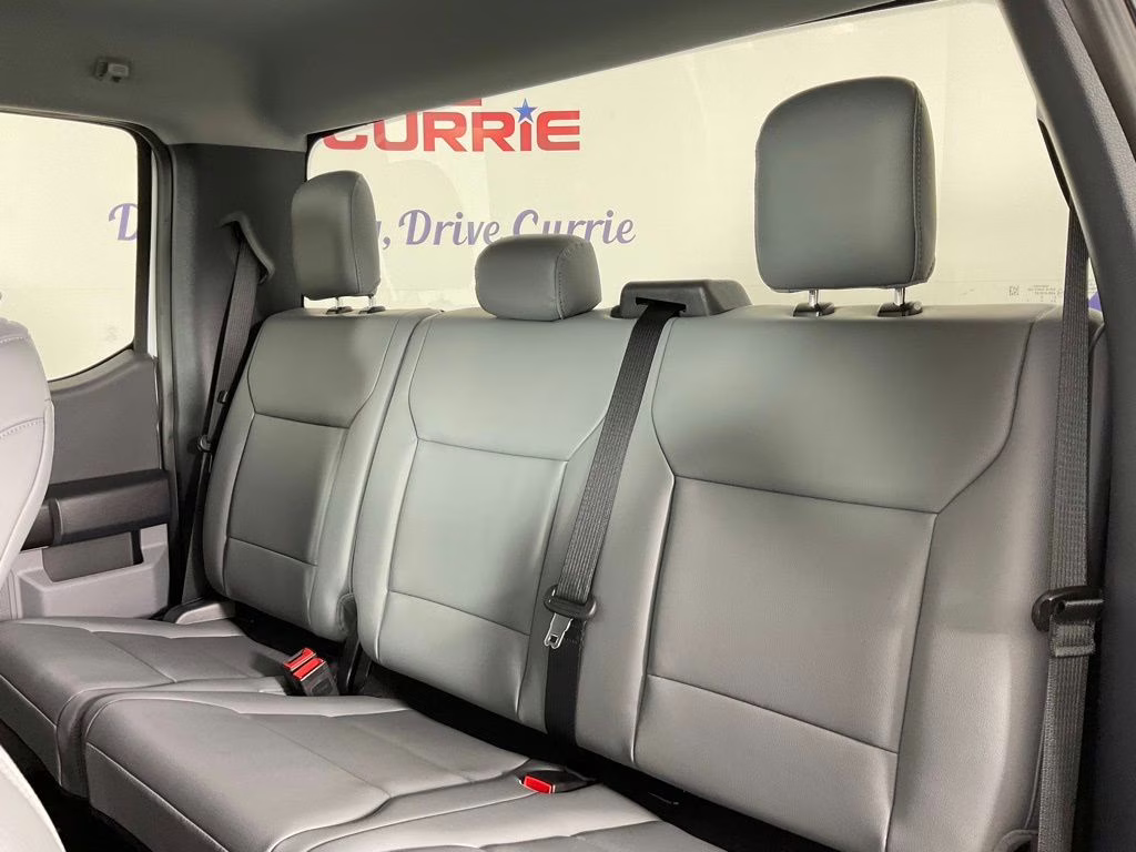 2026 Oxford White Ford F-150 XL 4X4 Truck