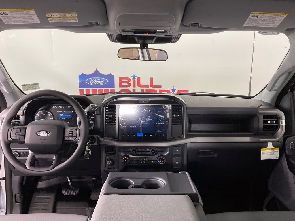 2026 Oxford White Ford F-150 XL 4X4 Truck