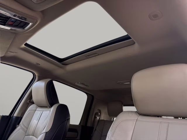 2022 Diamond Black Crystal Pearlcoat Ram 3500 Limited 4X4 Truck