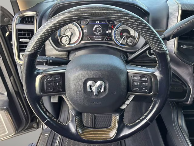 2022 Diamond Black Crystal Pearlcoat Ram 3500 Limited 4X4 Truck