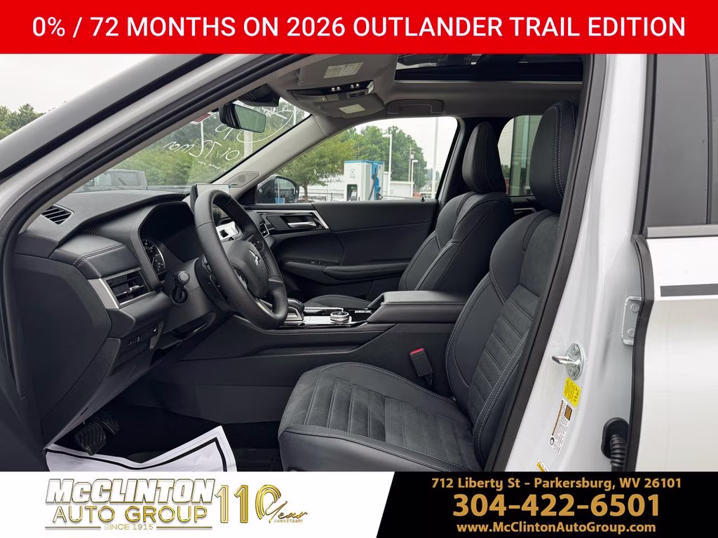 2026 White Diamond/Black Roof Mitsubishi Outlander Trail Edition AWD SUV