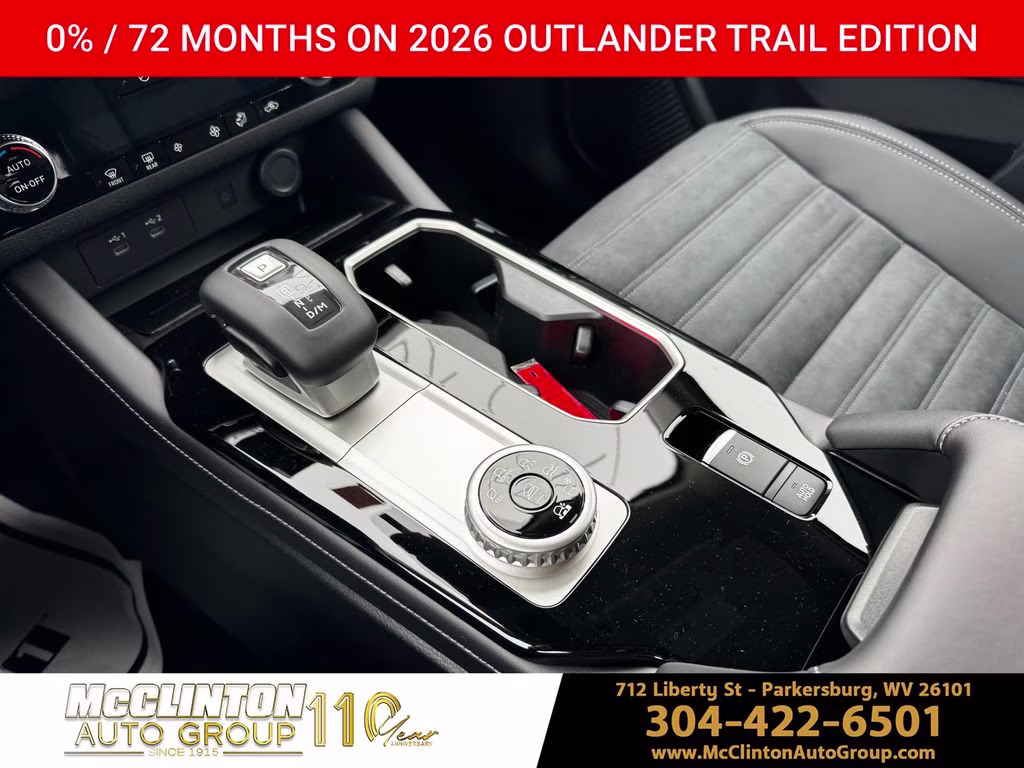 2026 White Diamond/Black Roof Mitsubishi Outlander Trail Edition AWD SUV