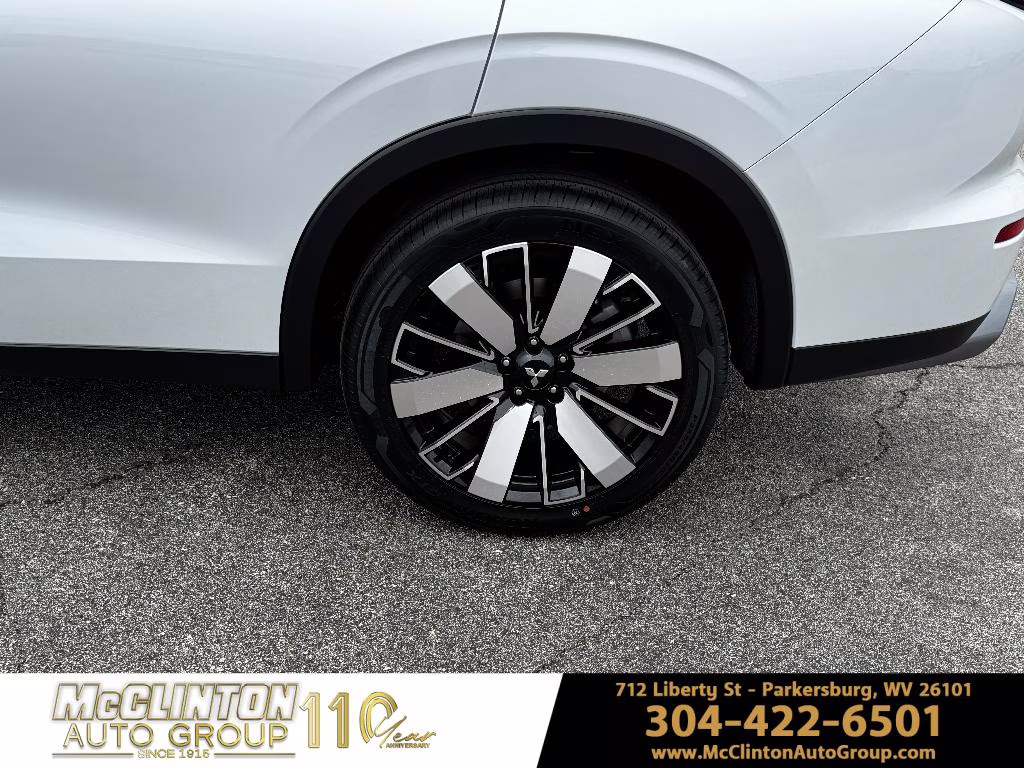 2026 White Diamond Mitsubishi Outlander SE AWD SUV