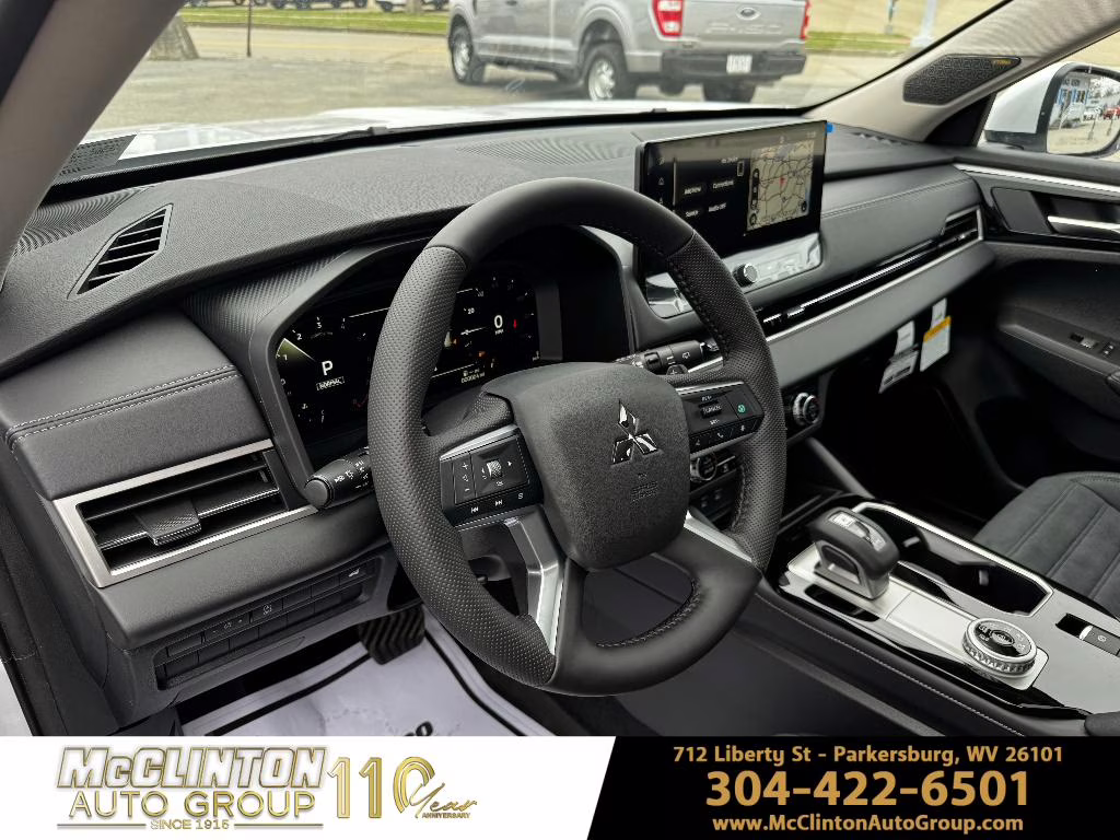 2026 White Diamond Mitsubishi Outlander SE AWD SUV