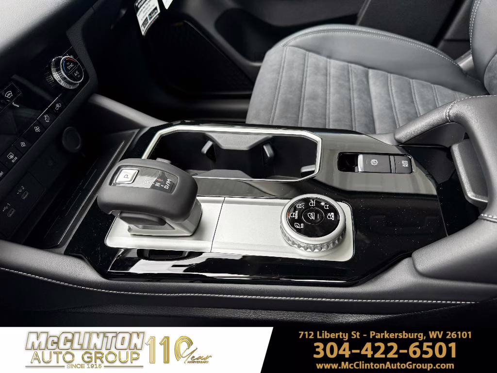 2026 White Diamond Mitsubishi Outlander SE AWD SUV