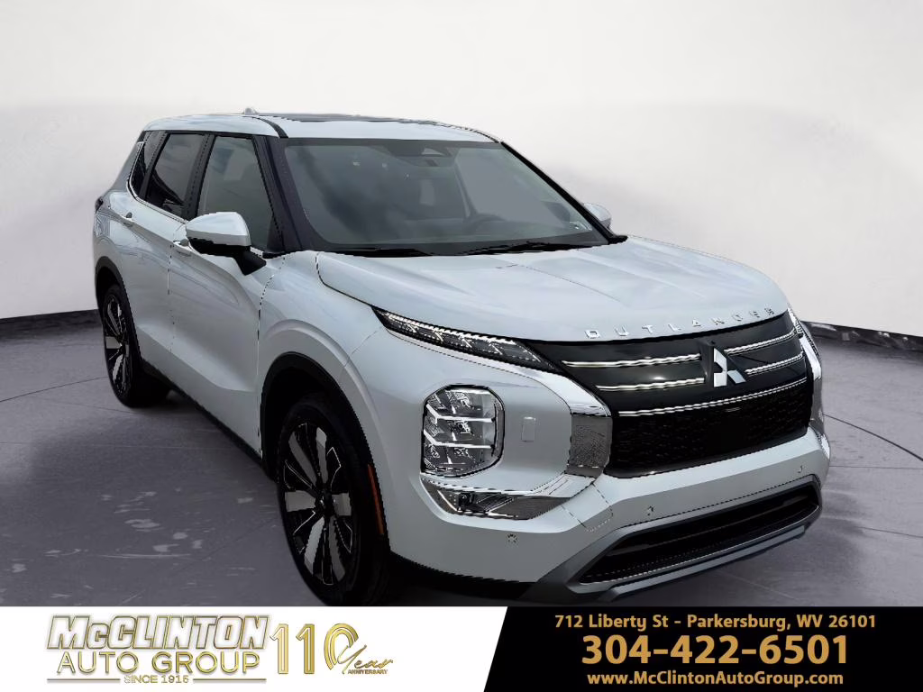 2026 White Diamond Mitsubishi Outlander SE AWD SUV