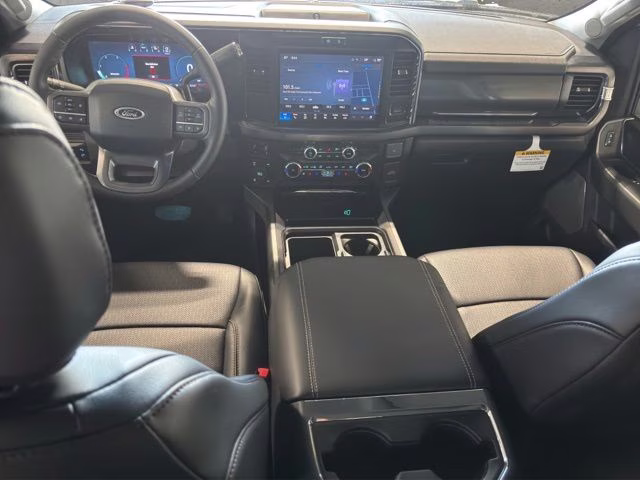 2026 Oxford White Ford Super Duty F-250 SRW Lariat 4X4 Truck