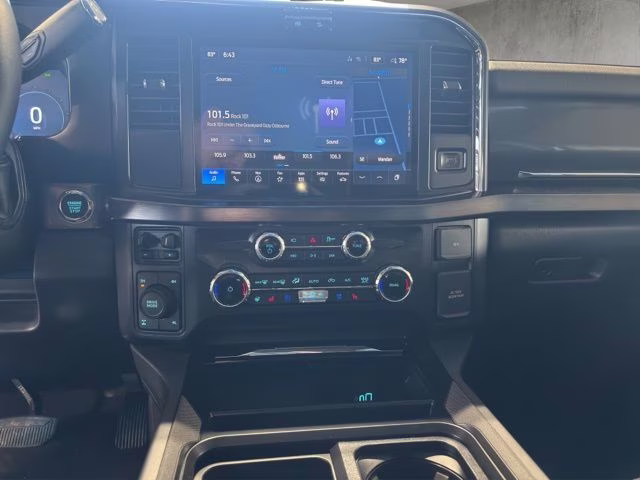 2026 Oxford White Ford Super Duty F-250 SRW Lariat 4X4 Truck