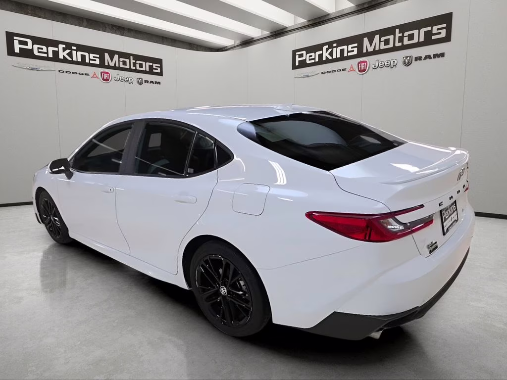 2025 Ice Toyota Camry SE FWD Sedan