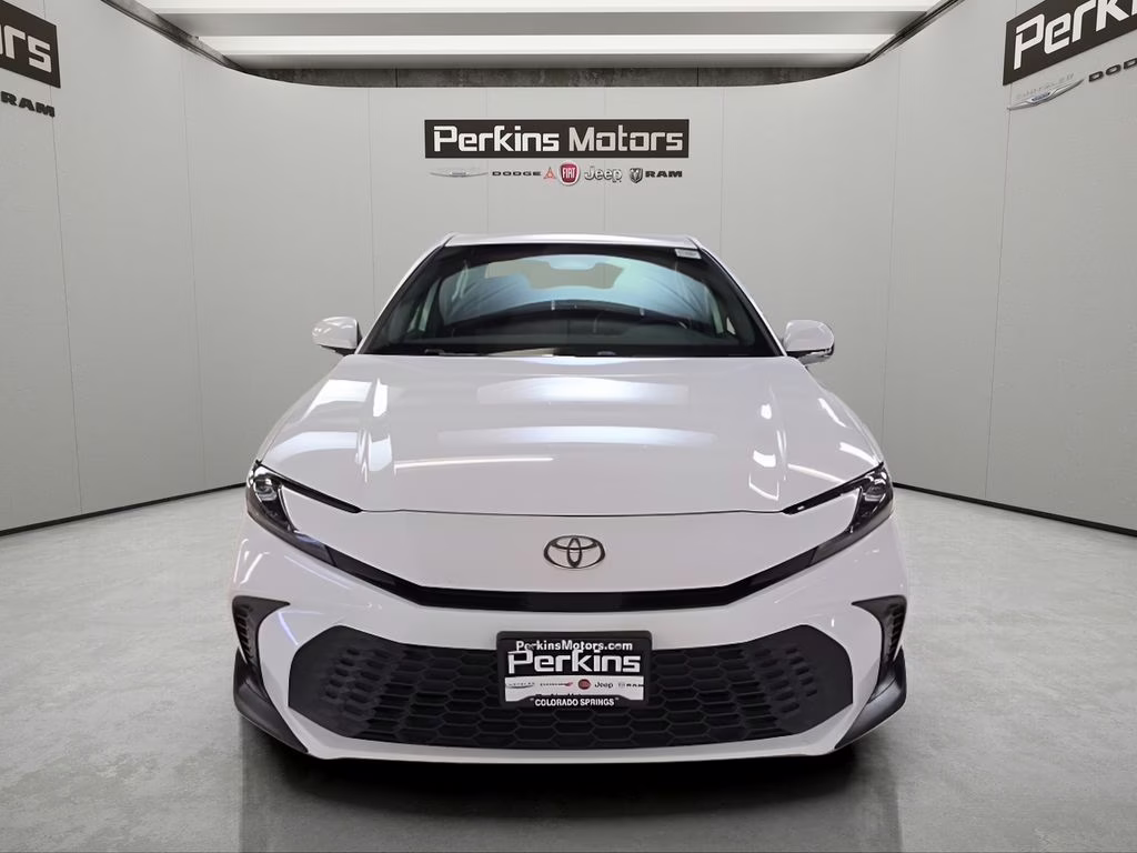 2025 Ice Toyota Camry SE FWD Sedan