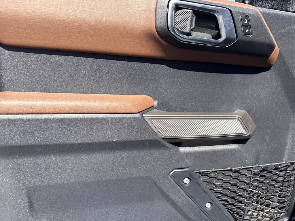 2023 Oxford White Ford Bronco Outer Banks 4X4 SUV