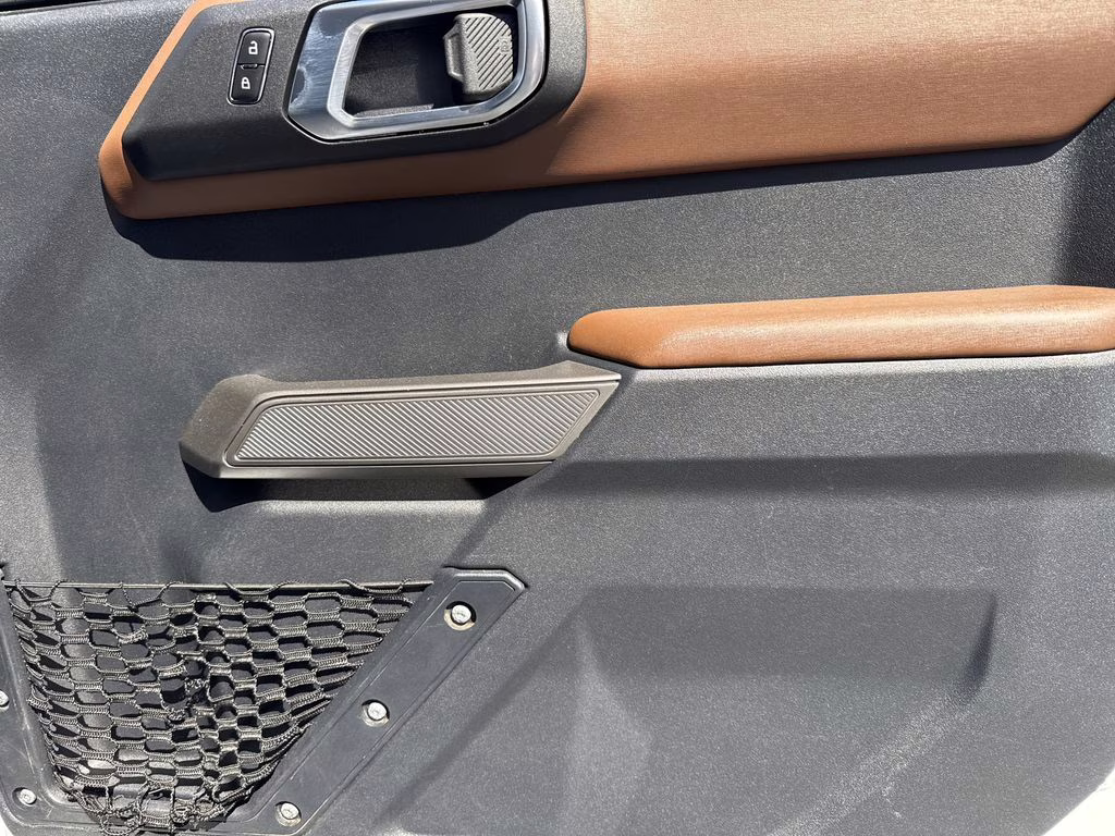 2023 Oxford White Ford Bronco Outer Banks 4X4 SUV