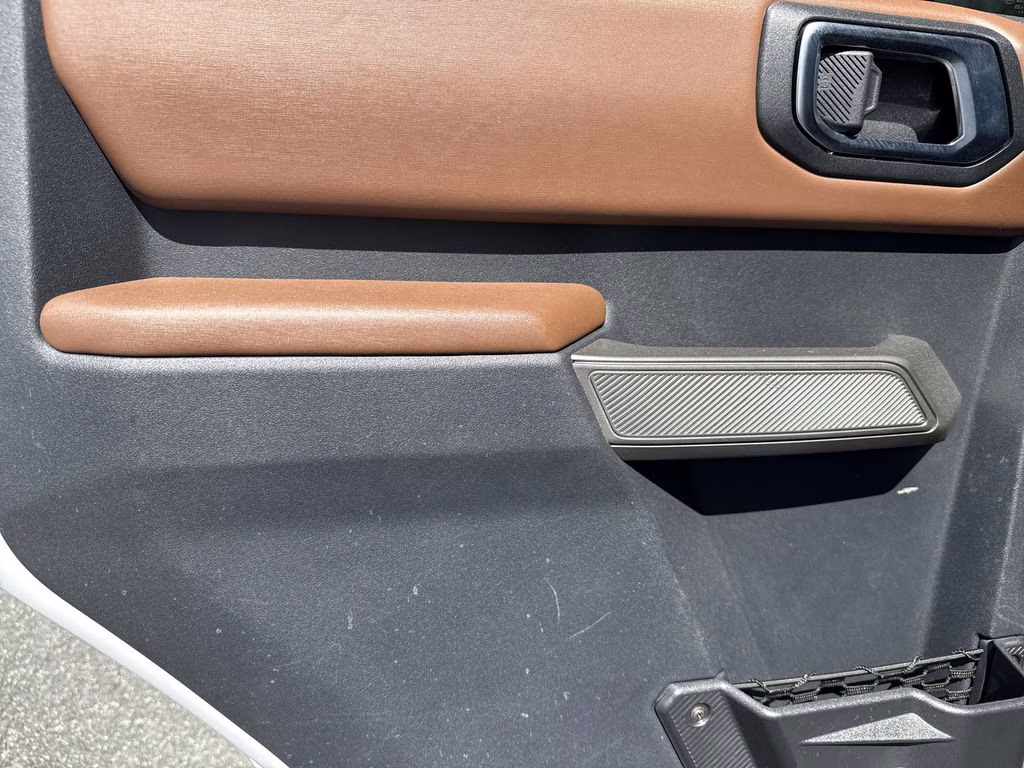 2023 Oxford White Ford Bronco Outer Banks 4X4 SUV