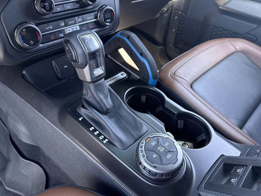 2023 Oxford White Ford Bronco Outer Banks 4X4 SUV