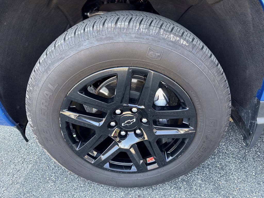 2024 Glacier Blue Metallic Chevrolet Silverado 1500 Custom 4X4 Truck