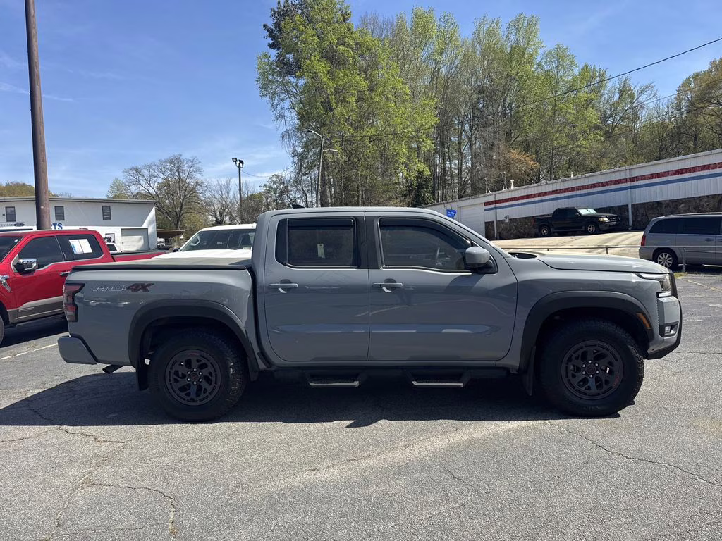 2025 Boulder Gray Pearl Nissan Frontier PRO-4X 4X4 Truck