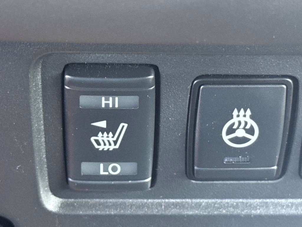 2025 Boulder Gray Pearl Nissan Frontier PRO-4X 4X4 Truck