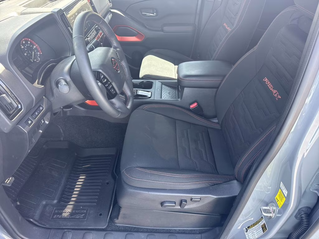2025 Boulder Gray Pearl Nissan Frontier PRO-4X 4X4 Truck