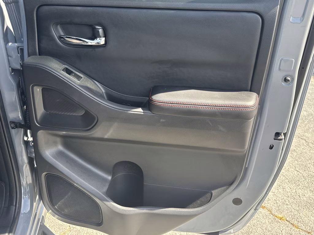 2025 Boulder Gray Pearl Nissan Frontier PRO-4X 4X4 Truck