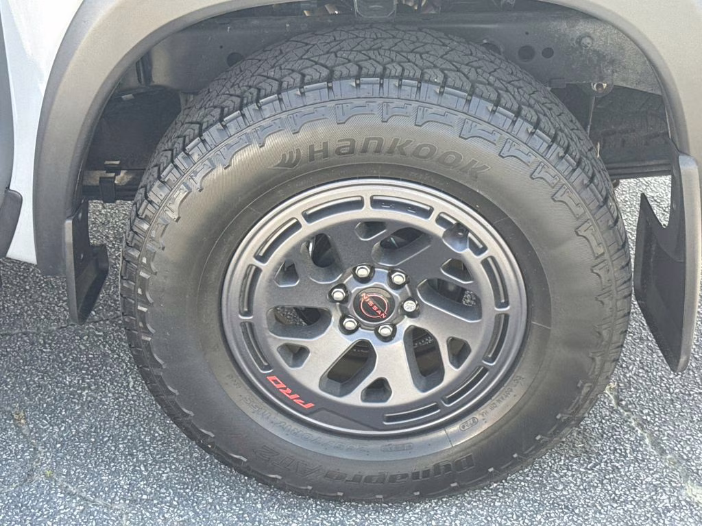 2025 Boulder Gray Pearl Nissan Frontier PRO-4X 4X4 Truck