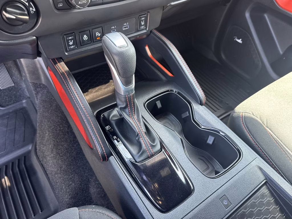 2025 Boulder Gray Pearl Nissan Frontier PRO-4X 4X4 Truck