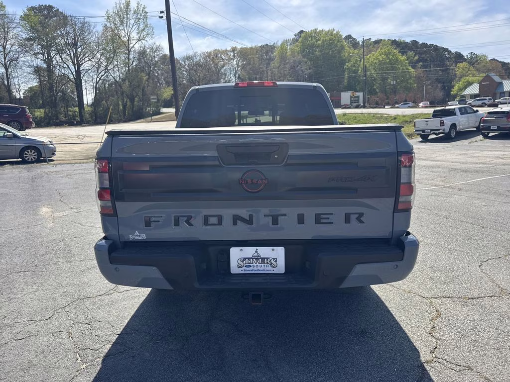 2025 Boulder Gray Pearl Nissan Frontier PRO-4X 4X4 Truck