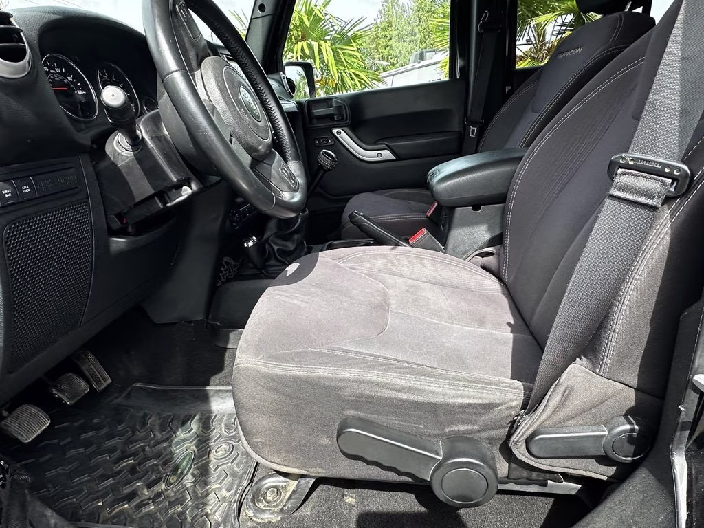 2013 Black Clearcoat Jeep Wrangler Unlimited Rubicon 4X4 SUV