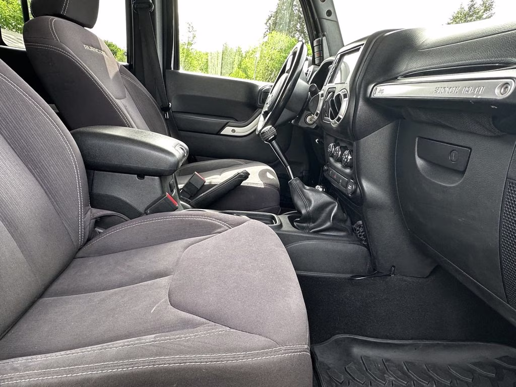 2013 Black Clearcoat Jeep Wrangler Unlimited Rubicon 4X4 SUV