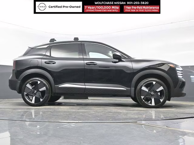 2026 Super Black Nissan Kicks SR FWD SUV