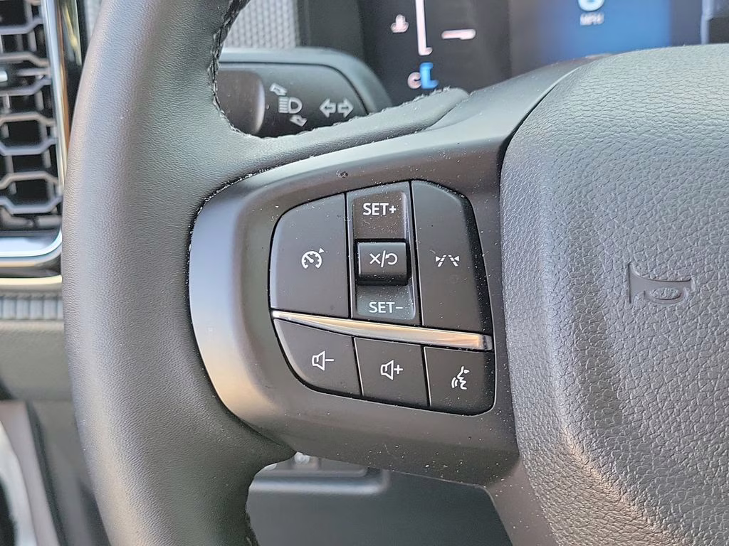 2025 Oxford White Ford Ranger XLT 4X4 Truck