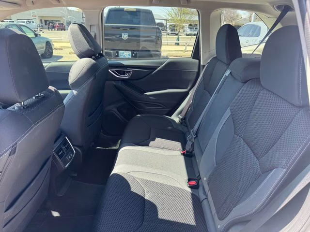 2023 Crystal White Pearl Subaru Forester Premium AWD SUV