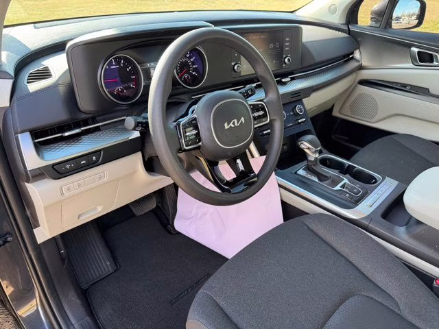 2024 Panthera Metal Kia Carnival LX FWD Van