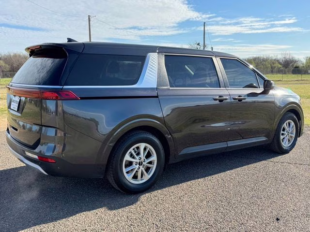 2024 Panthera Metal Kia Carnival LX FWD Van