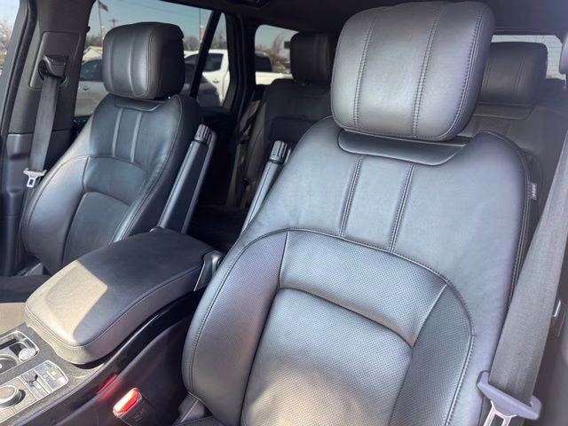 2022 Fuji White Land Rover Range Rover Westminster 4X4 SUV
