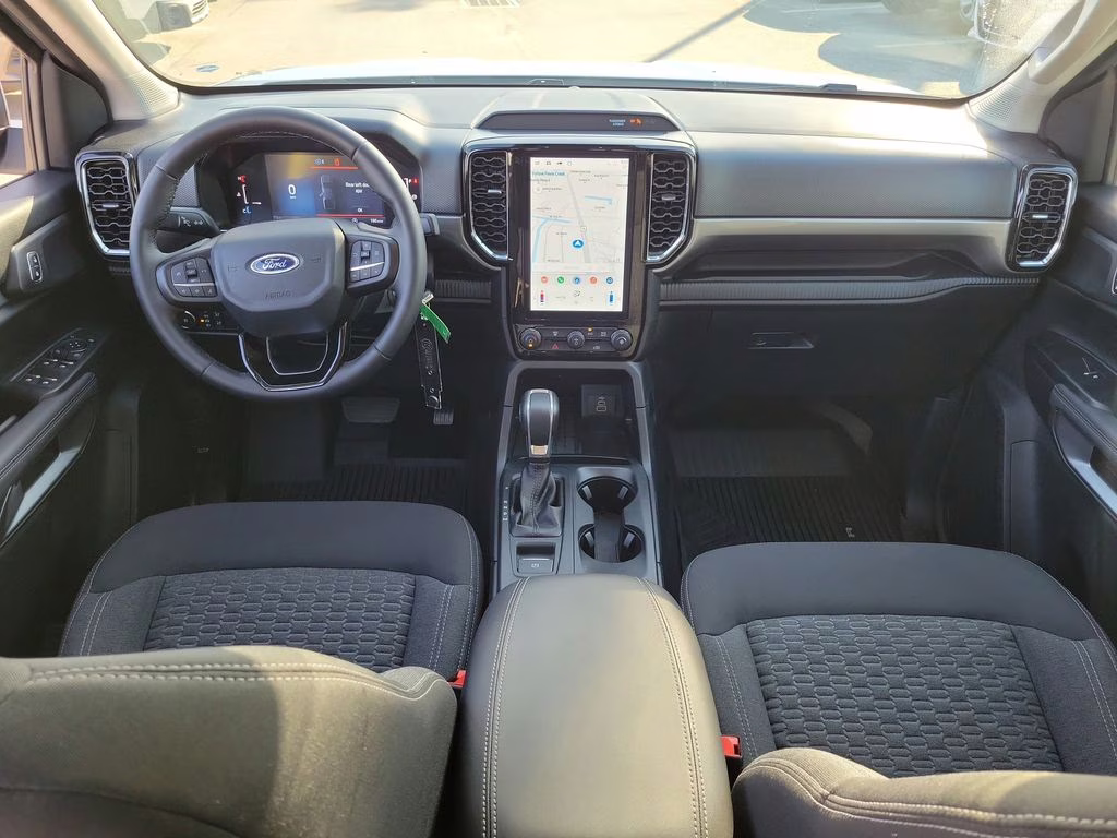 2025 Oxford White Ford Ranger XLT 4X4 Truck