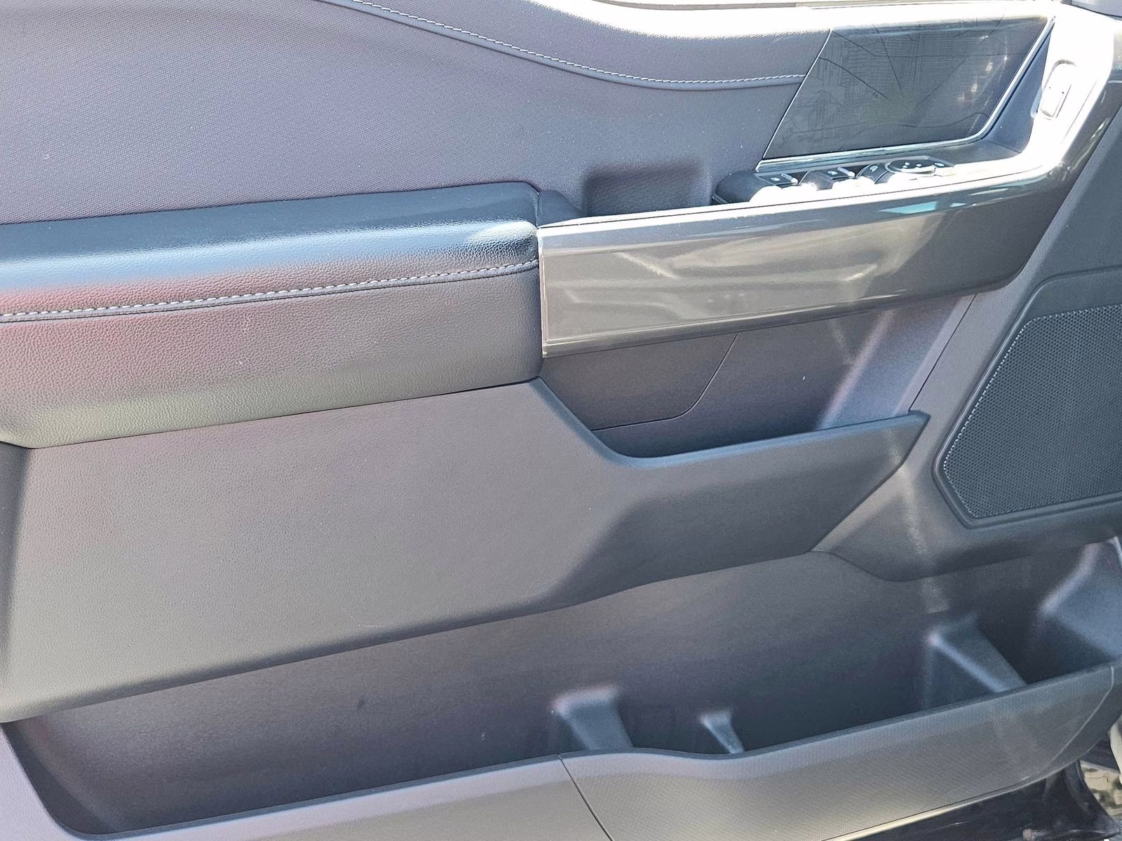 2023 Black Metallic Ford F-150 XLT 4X4 Truck