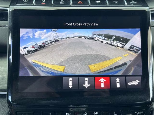 2022 Diamond Black Crystal Pearlcoat Jeep Grand Cherokee L Limited RWD SUV