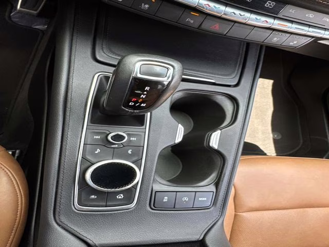 2019 Shadow Cadillac XT4 Sport FWD SUV