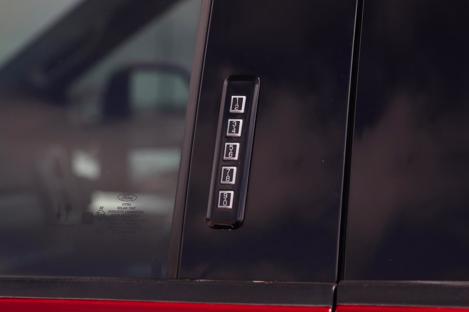2021 Rapid Red Metallic Tinted Clearcoat Ford Super Duty F-250 SRW Lariat 4X4 Truck