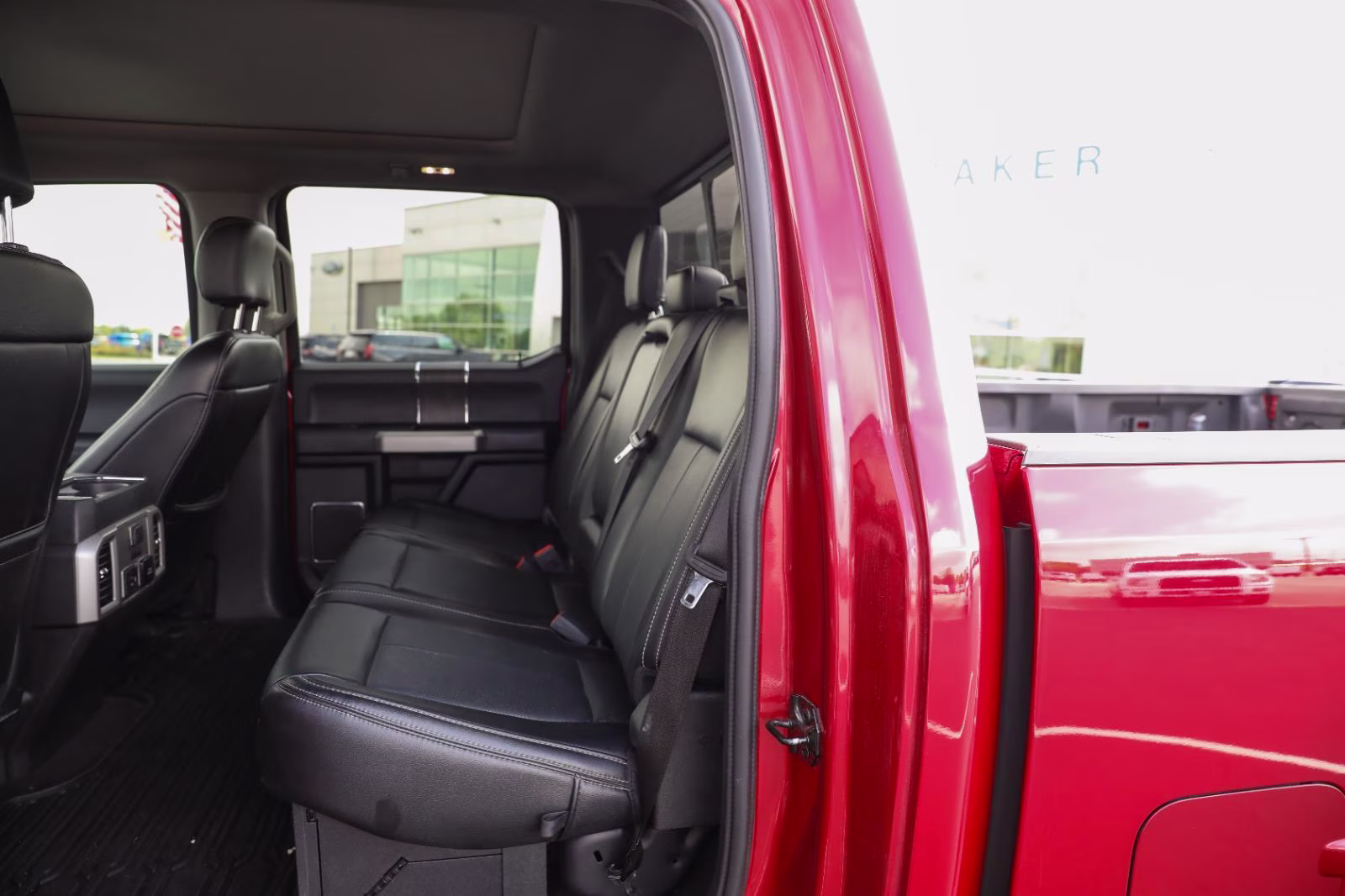 2021 Rapid Red Metallic Tinted Clearcoat Ford Super Duty F-250 SRW Lariat 4X4 Truck