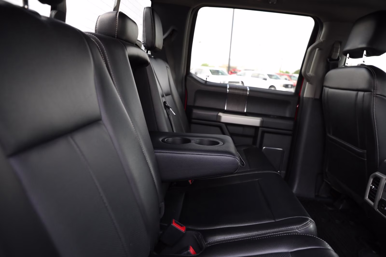 2021 Rapid Red Metallic Tinted Clearcoat Ford Super Duty F-250 SRW Lariat 4X4 Truck
