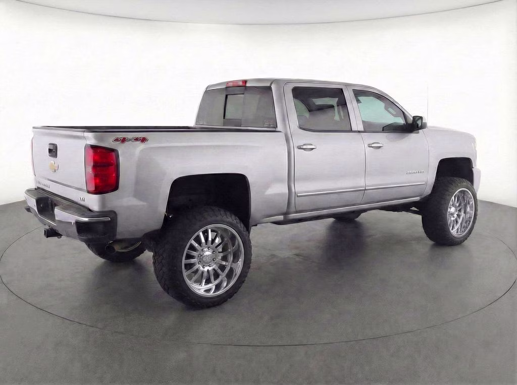 2015 Silver Ice Metallic Chevrolet Silverado 2500HD LTZ 4X4 Truck